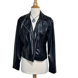Dollhouse women’s M moto fake leather‎ moto biker lightweight jacket